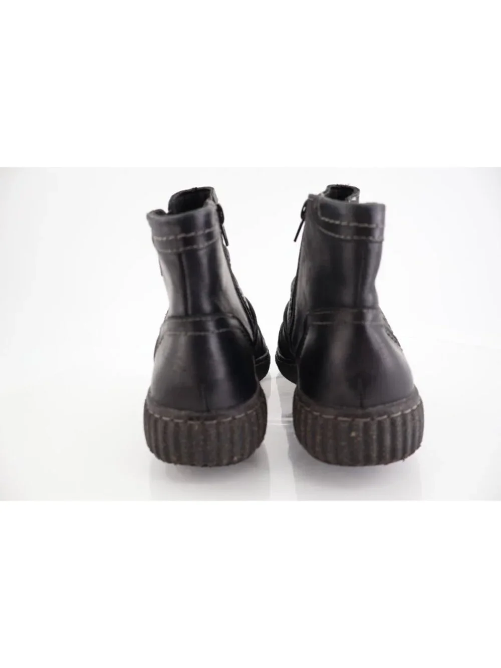 Clarks Womens Caroline Orchid Boot Size 7.5 M Black Leather Bootie Casual Comfy